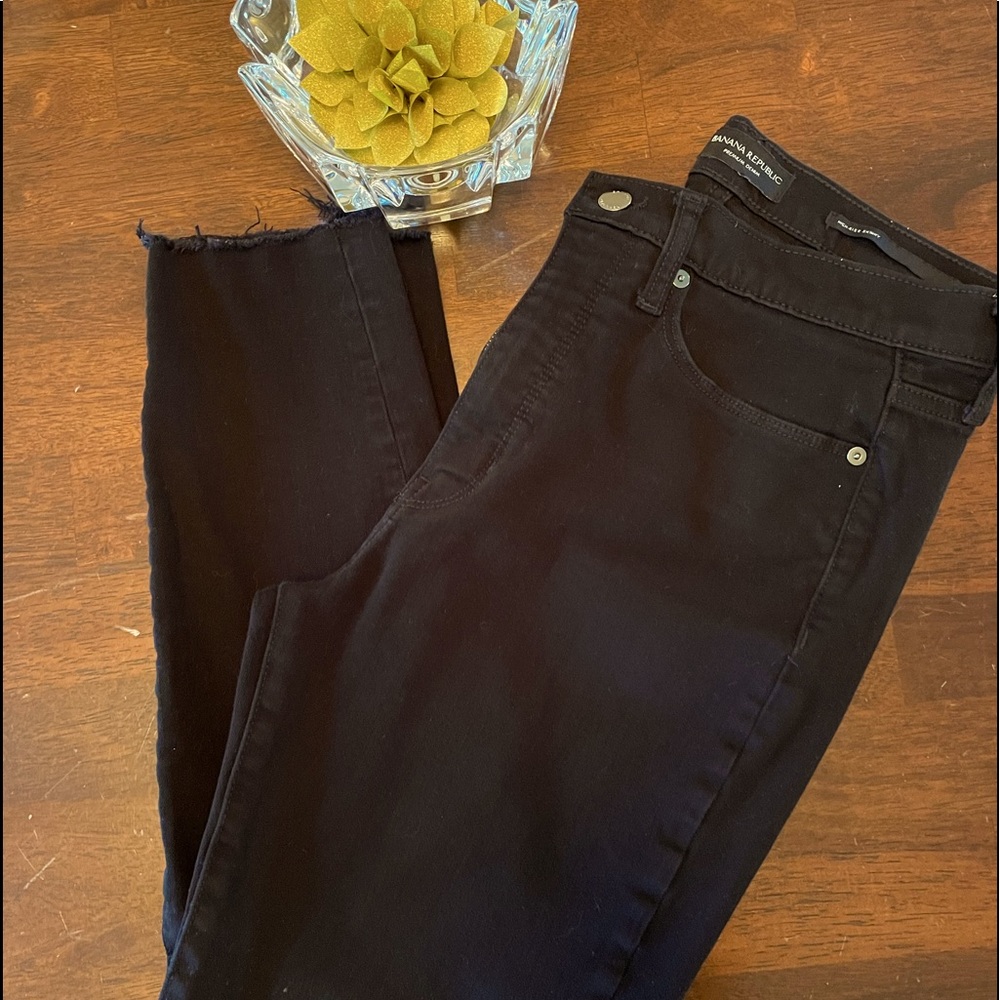 Banana Republic Black High Rise Skinny Jeans size 30 reg